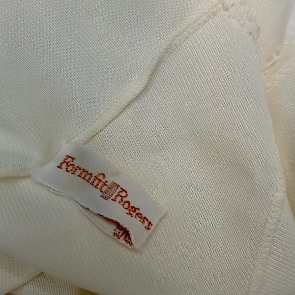 Vintage Slip Lingerie by Formfit Rogers - Picture 9 of 10